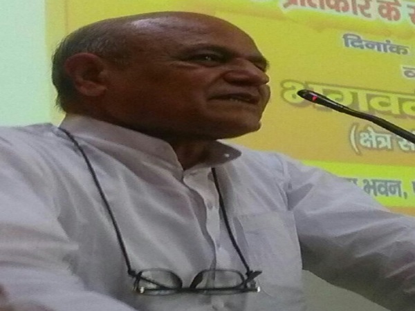 भारतीय साहित्य को भारतीय से नजरिए देखा जाए,बदलती तकनीक से कदम मिलाना होगा: भगवती प्रकाश भारतीय साहित्य को भारतीय से नजरिए देखा जाए,बदलती तकनीक से कदम मिलाना होगा: भगवती प्रकाश