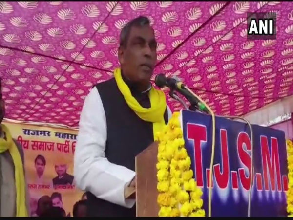 वोटर को मतदान केंद्र तक नहीं ला सके