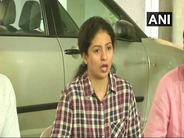 मोबाइल गायब होने के बाद शमी का बर्ताव बदल गया