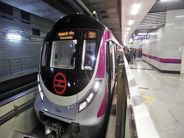 दिल्ली मेट्रो में 3 महीने में चुराई गई लगभग 2 करोड़ की केबल दिल्ली मेट्रो में 3 महीने में चुराई गई लगभग 2 करोड़ की केबल