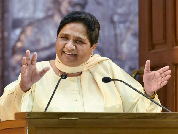 मायावती की कांग्रेस के साथ डील