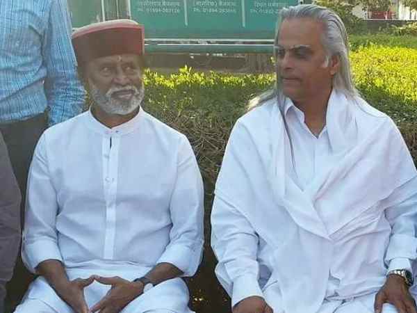 अमर ज्योति आश्रम में रुके हैं रजनीकांत