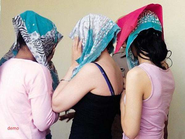 कुमकुम गिरफ्तार पिंकी फरार