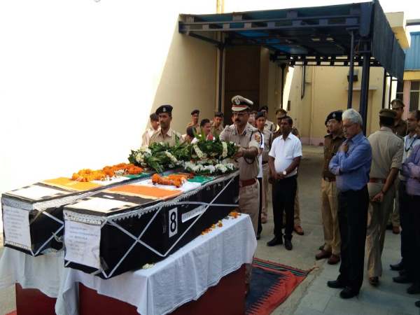 varanasi sukuma martyr balia manoj singh mau dharmendra singh deadbody reached their home varanasi sukuma martyr balia manoj singh mau dharmendra singh deadbody reached their home