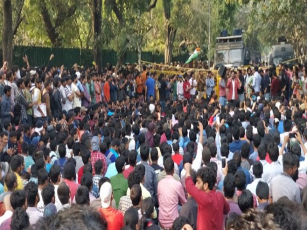 SSC paper leak Students demands CBI probe SSC paper leak Students demands CBI probe