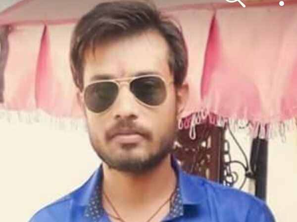 young man shot himself in Varanasi young man shot himself in Varanasi