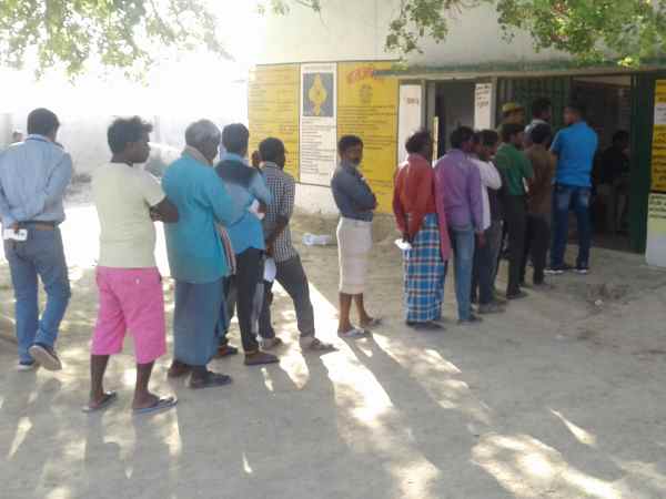 Only 38 percent voting in Phulpur by election Only 38 percent voting in Phulpur by election
