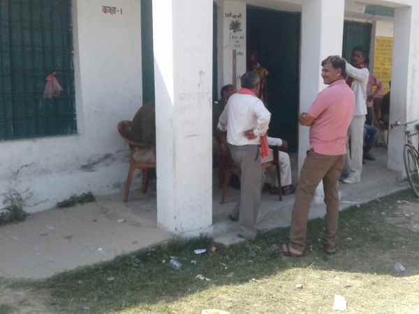 Only 38 percent voting in Phulpur by election Only 38 percent voting in Phulpur by election