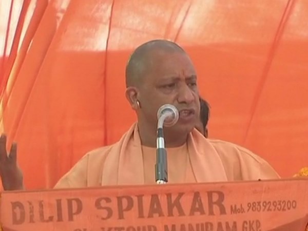 'जैसे कोई तूफान आता है तो सांप और छछूंदर एक साथ मिलके खड़े हो जाते हैं'
