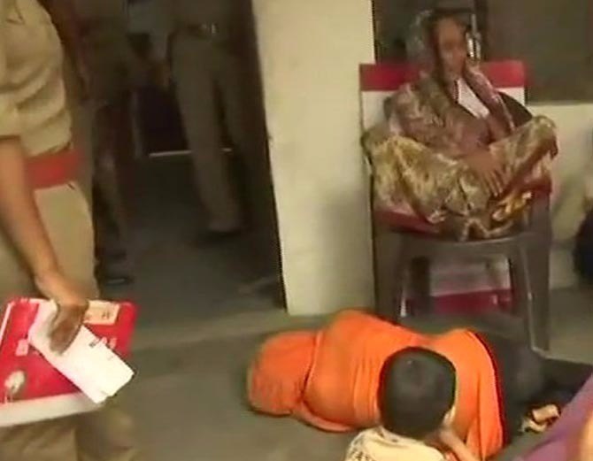 क्या है विधायक कुलदीप सिंह सेंगर पर अरोप