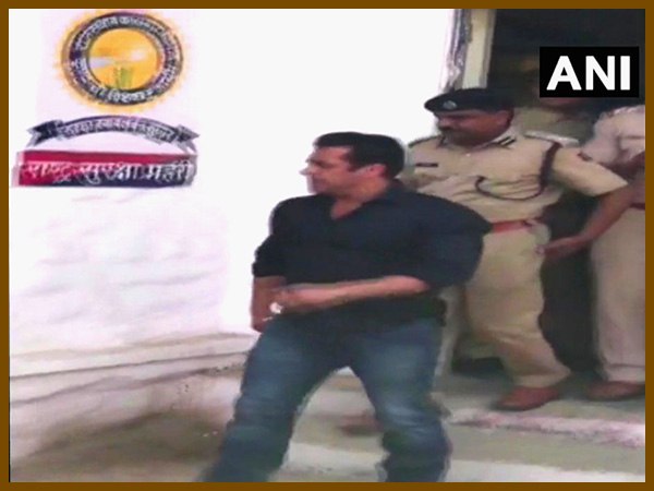 सलमान के वकील ने चश्मदीद पर उठाए सवाल