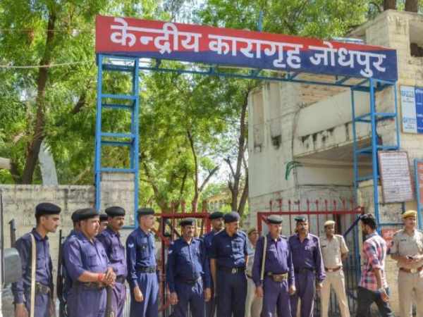 बाबा के खिलाफ बोलने पर अब तक 3 गवाहों की मौत,पूरी अटैक लिस्ट बाबा के खिलाफ बोलने पर अब तक 3 गवाहों की मौत,पूरी अटैक लिस्ट