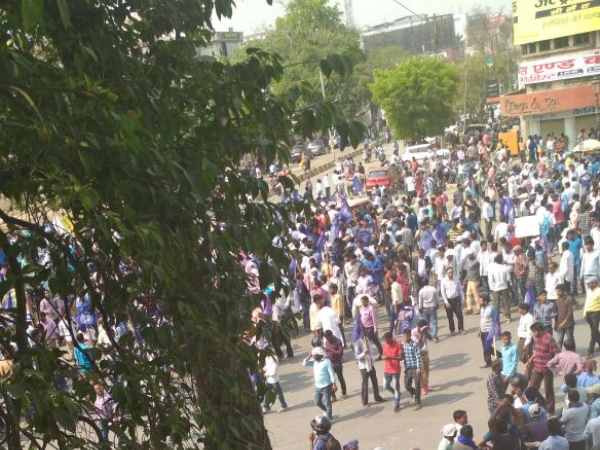 राजस्थान: भारत बंद के बाद भीड़ ने 2 दलित नेताओं के घर फूंके राजस्थान: भारत बंद के बाद भीड़ ने 2 दलित नेताओं के घर फूंके