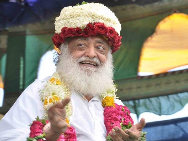 आसाराम ने 23 लड़कियों से किया बलात्कार
