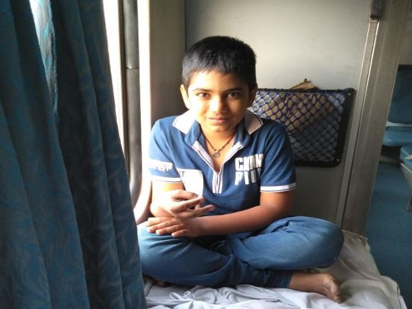 13 years old boy died after getting slipped from running train 13 years old boy died after getting slipped from running train