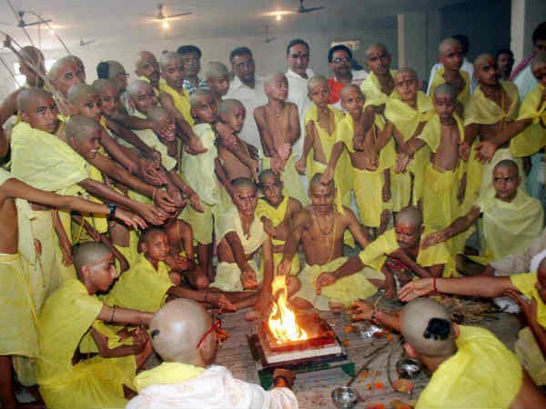 यात्रा करने से भी बचना चाहिए