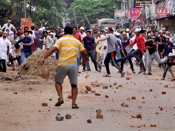 पहला मामला 31 अगस्त, 2013 को महापंचायत से जुड़ा