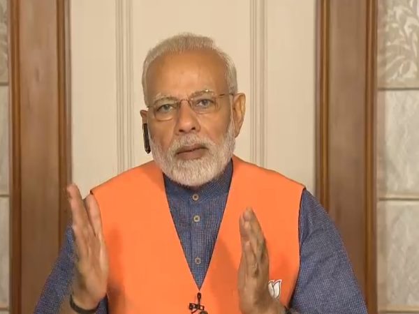 भारत के राजनीतिक कल्चर की मुख्य धारा कांग्रेस के कुकर्मों और पाप से भरी हुई है- पीएम मोदी भारत के राजनीतिक कल्चर की मुख्य धारा कांग्रेस के कुकर्मों और पाप से भरी हुई है- पीएम मोदी