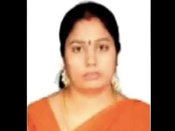 पुलिस ने लेक्चरर को किया गिरफ्तार