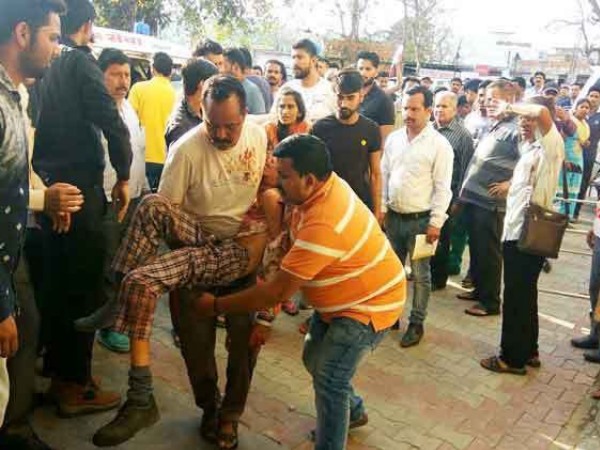 मौका पर राहत व बचाव कार्य जारी