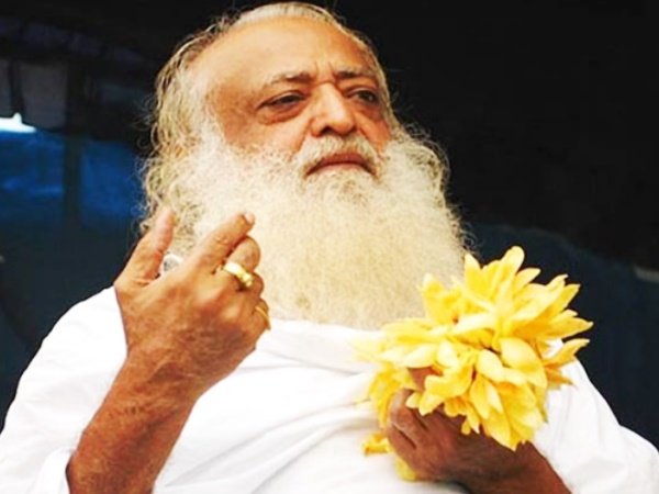 इंदौर से किया आसाराम को गिरफ्तार