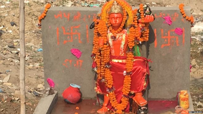 नवादा से ग्राउंड रिपोर्ट: आख़िर बजरंगबली की मूर्ति किसने तोड़ी? नवादा से ग्राउंड रिपोर्ट: आख़िर बजरंगबली की मूर्ति किसने तोड़ी?