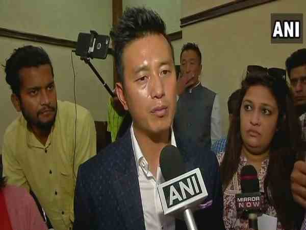 बाइचुंग भूटिया ने बनाई अपनी नई पार्टी, नाम है हमरो सिक्किम बाइचुंग भूटिया ने बनाई अपनी नई पार्टी, नाम है हमरो सिक्किम