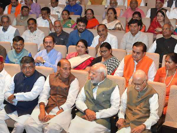 Narendra modi says BJP MPs observe fast on Apr 12 to protest Parliament disruption Narendra modi says BJP MPs observe fast on Apr 12 to protest Parliament disruption