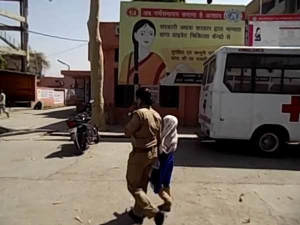 लगातार हो रही रेप की घटनाएं
