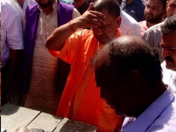 CM Yogi in Sahajahanpur inspected mandi samiti CM Yogi in Sahajahanpur inspected mandi samiti