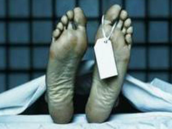 बेटे ने मरोड़ दी मां की गर्दन