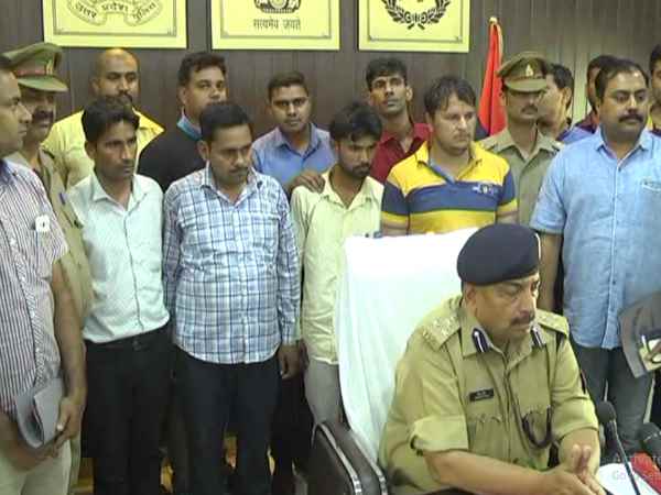 67 lakh recovered from atm in farrukhabad 67 lakh recovered from atm in farrukhabad