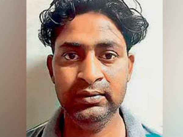 सेना भर्ती का लाइव वीडियो भी भेजता था गौरव