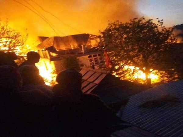 Fire broke out in the Kaishani village of Shimla Fire broke out in the Kaishani village of Shimla