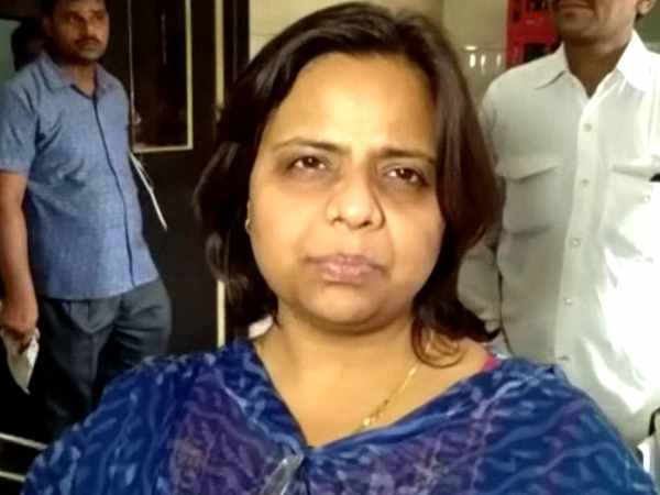 City Megistrated seized hotel after boys and girls found inside in Hardoi City Megistrated seized hotel after boys and girls found inside in Hardoi