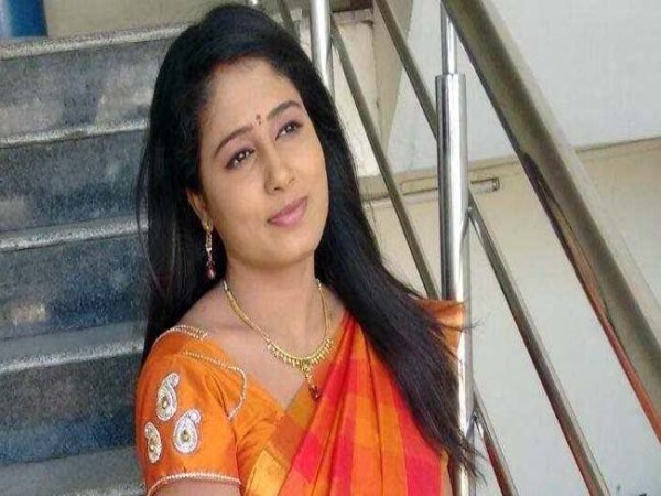 News Anchor Radhika Reddy Commits Suicide In Hyderabad News Anchor Radhika Reddy Commits Suicide In Hyderabad