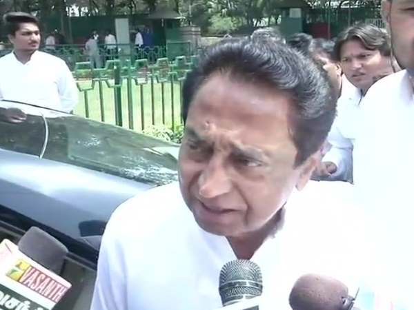 इनका नाम भारतीय जनता पार्टी हो या बलात्कार जनता पार्टी, यह जनता तय करे- कमलनाथ इनका नाम भारतीय जनता पार्टी हो या बलात्कार जनता पार्टी, यह जनता तय करे- कमलनाथ