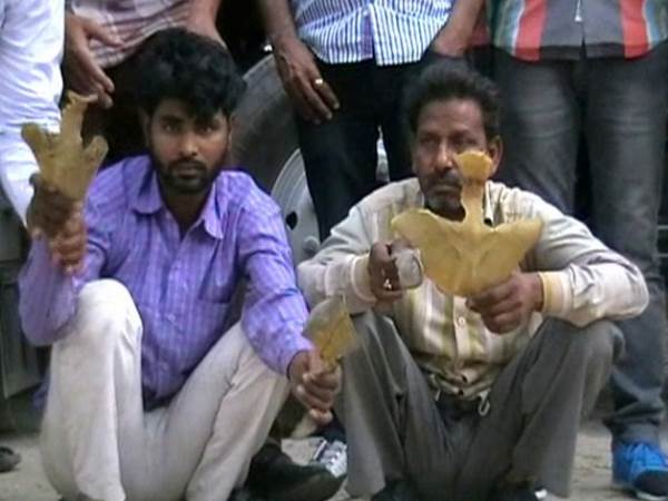 मौके से दो तस्कर गिरफ्तार