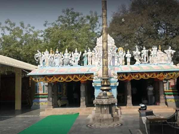 वैदिक मंत्रोच्चार के बीच होगा प्रवेश