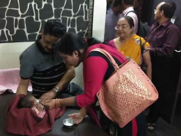 mother after leaving newborn baby in hospital in Mathura mother after leaving newborn baby in hospital in Mathura