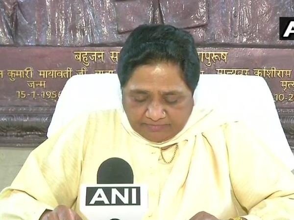 सरकार की देरी से बिगड़ा मामला