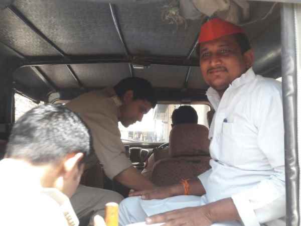 डर के चलते हिरासत में लेने का आरोप