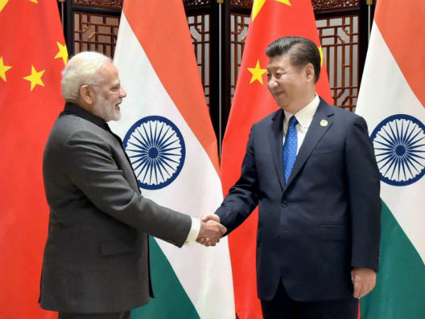 अनौपचारिक मुलाकात से हैरान विशेषज्ञ
