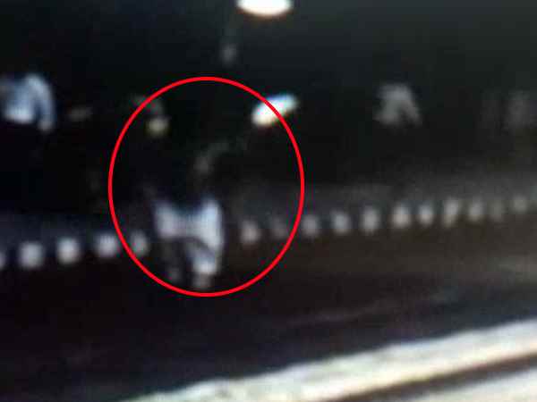 Arrested woman pushing passenger in front of Mumbai local Arrested woman pushing passenger in front of Mumbai local