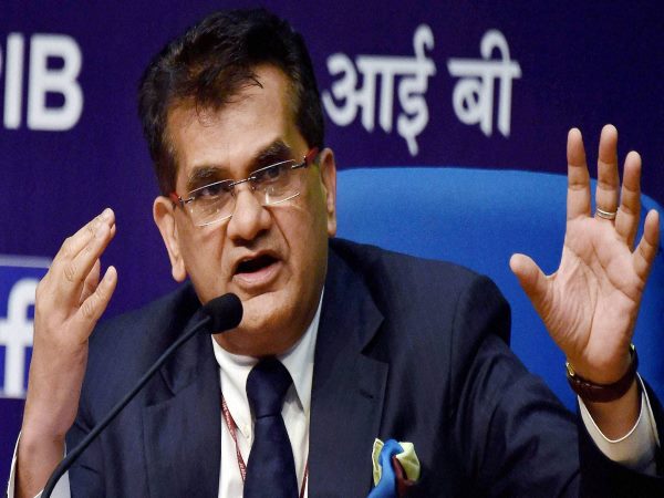 नीति आयोग के CEO अमिताभ कांत बोले, यूपी, बिहार,छत्तीसगढ़ के चलते देश पिछड़ा नीति आयोग के CEO अमिताभ कांत बोले, यूपी, बिहार,छत्तीसगढ़ के चलते देश पिछड़ा