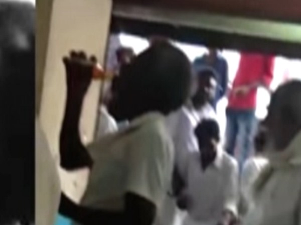राज्य में बोर्ड के गठन की मांग को लेकर जगह-जगह प्रदर्शन हुए