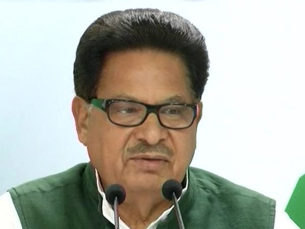 सलमान खुर्शीद के बयान से कांग्रेस ने पल्ला झाड़ा सलमान खुर्शीद के बयान से कांग्रेस ने पल्ला झाड़ा