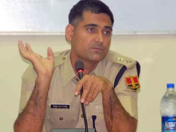 बच्ची को स्कूल भेजना बंद कर दिया था
