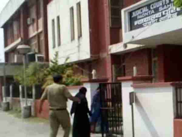 A woman raped by maulana in Himacahl Pradesh A woman raped by maulana in Himacahl Pradesh