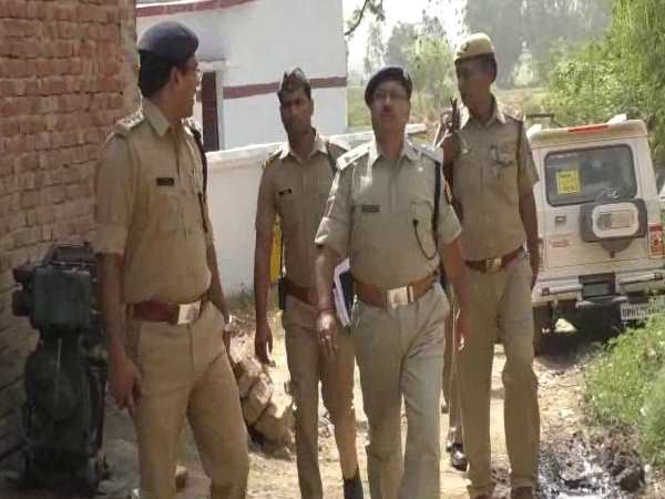 पुलिस ने शव को पोस्टमॉर्टम के लिए भेजा